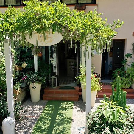 Hotel Giardino Capoliveri  Exterior photo